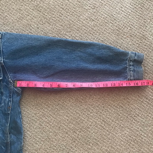 Vintage denim jacket - Picture 8 of 9